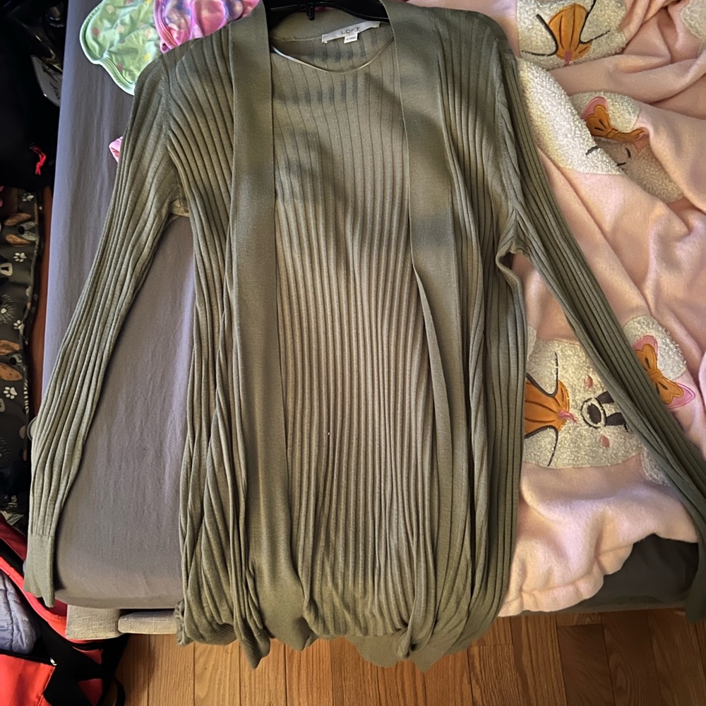 LOFT Olive Green Ribbed Cardigan
